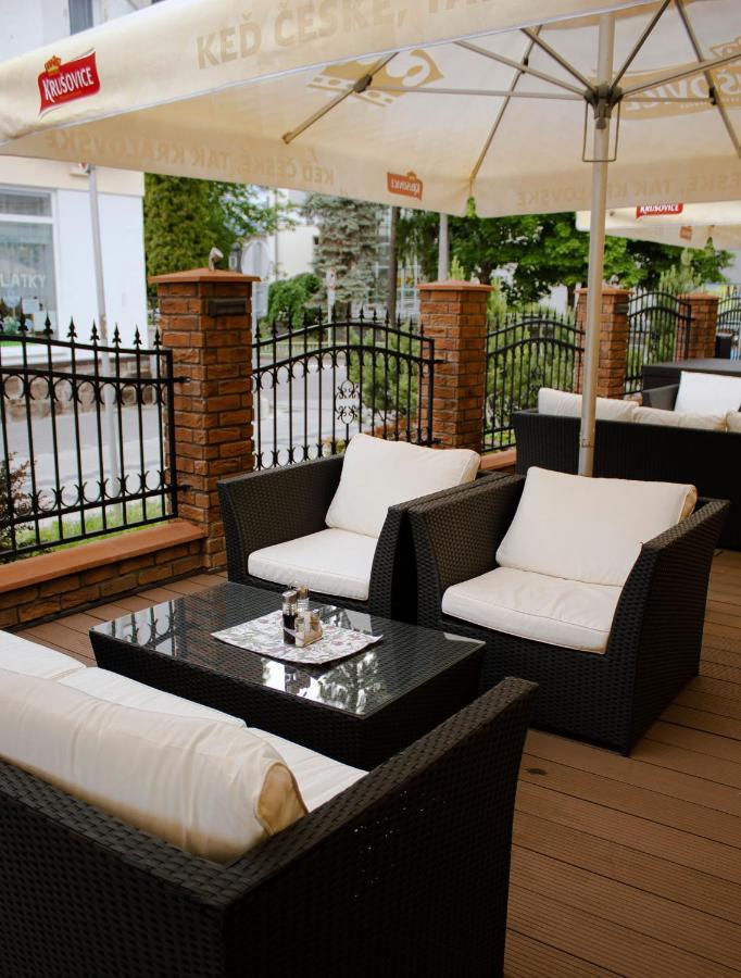 Penzion Anesis - Apartmany Turcianske Teplice Bagian luar foto