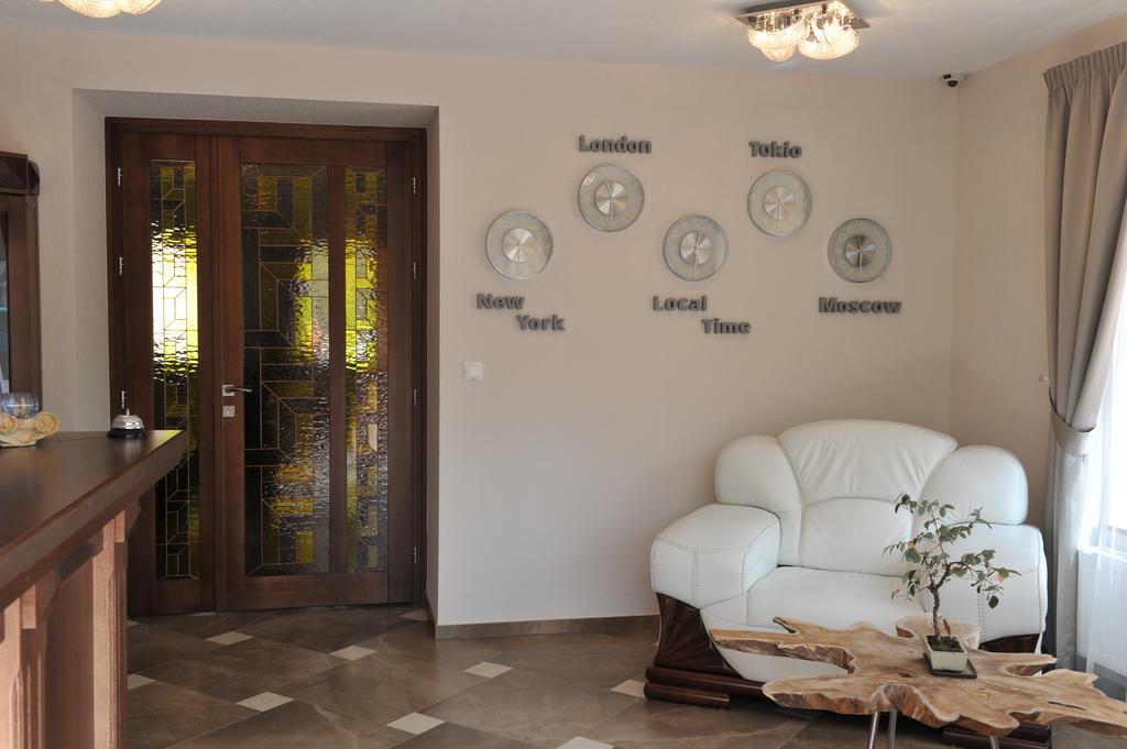Penzion Anesis - Apartmany Turcianske Teplice Bagian luar foto